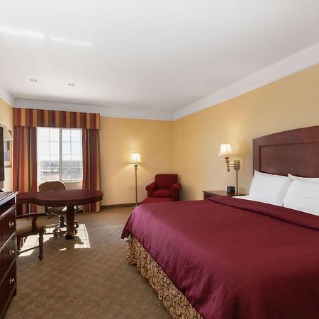 La Quinta By Wyndham Dodge City Zewnętrze zdjęcie