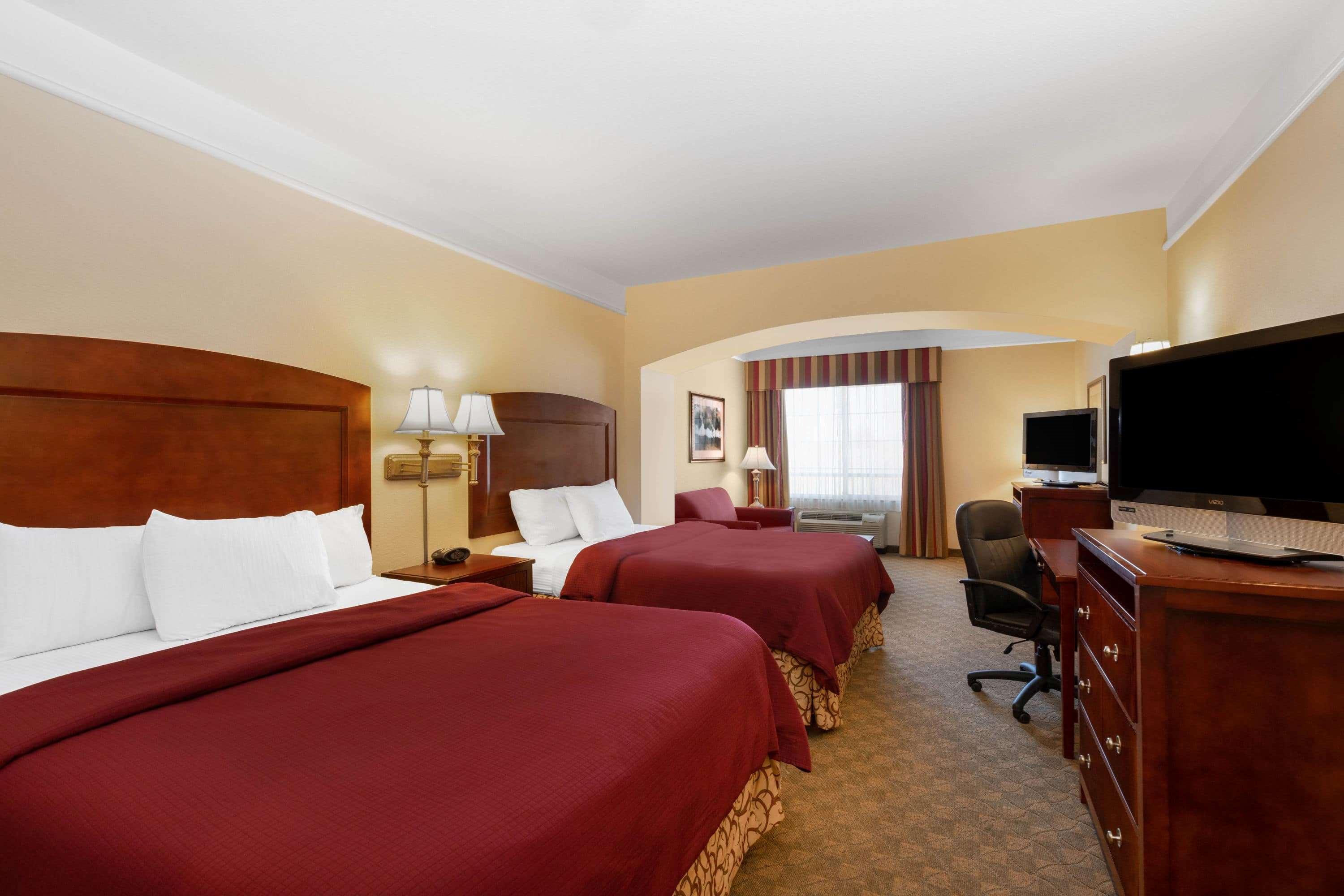 La Quinta By Wyndham Dodge City Zewnętrze zdjęcie