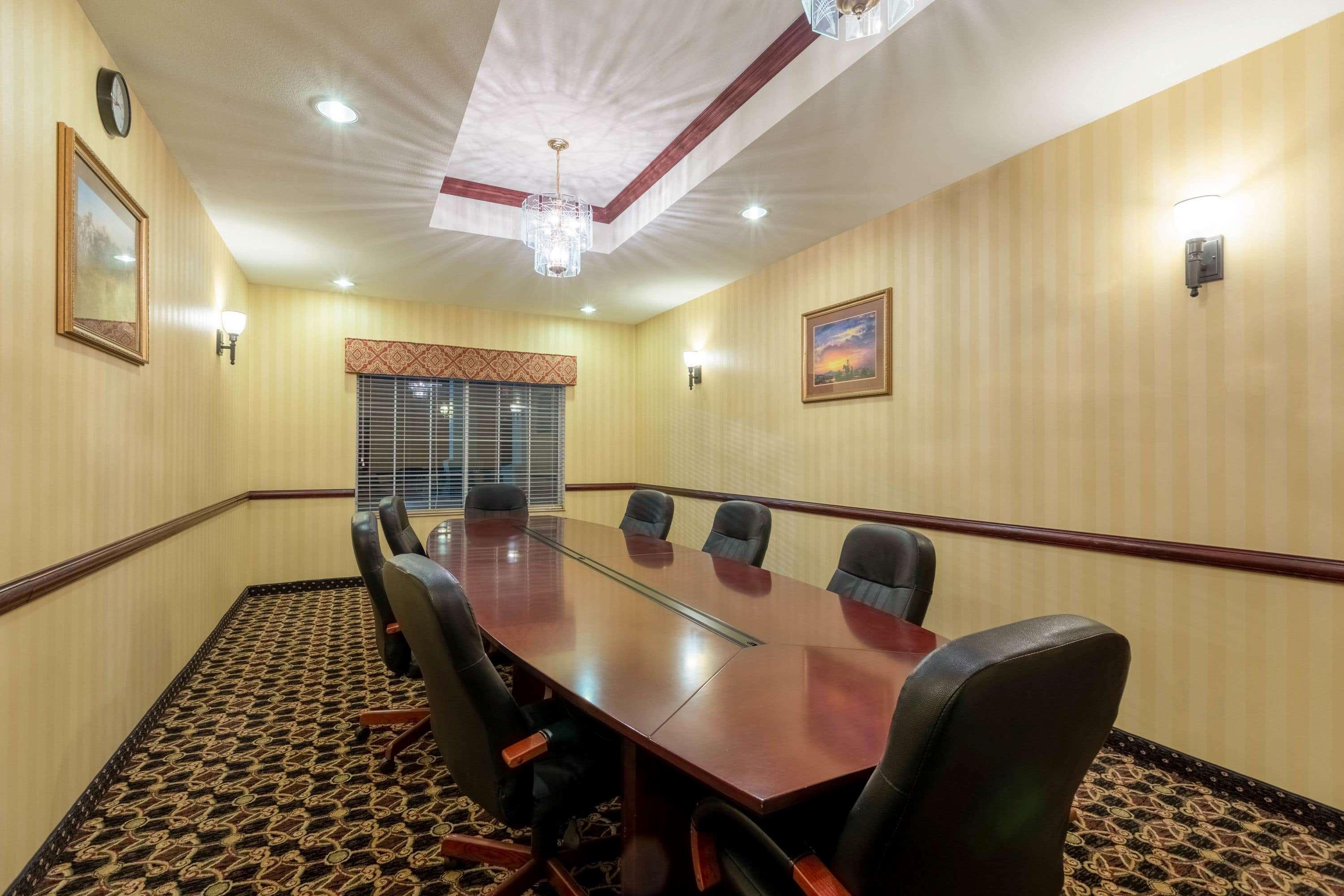 La Quinta By Wyndham Dodge City Zewnętrze zdjęcie